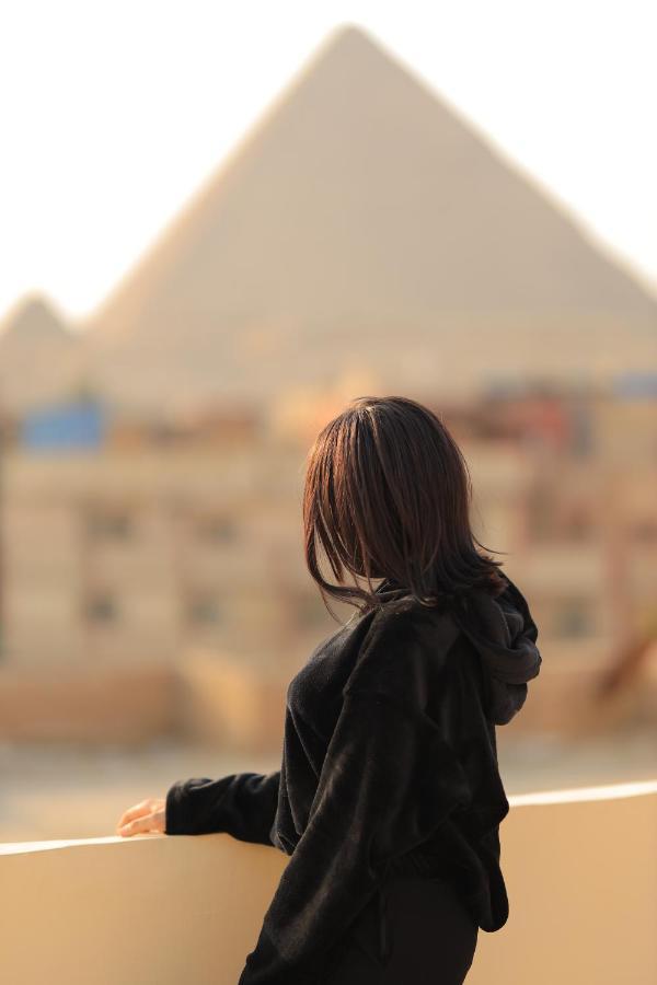 Three Golden Pyramids Bed & Breakfast Cairo Exterior photo